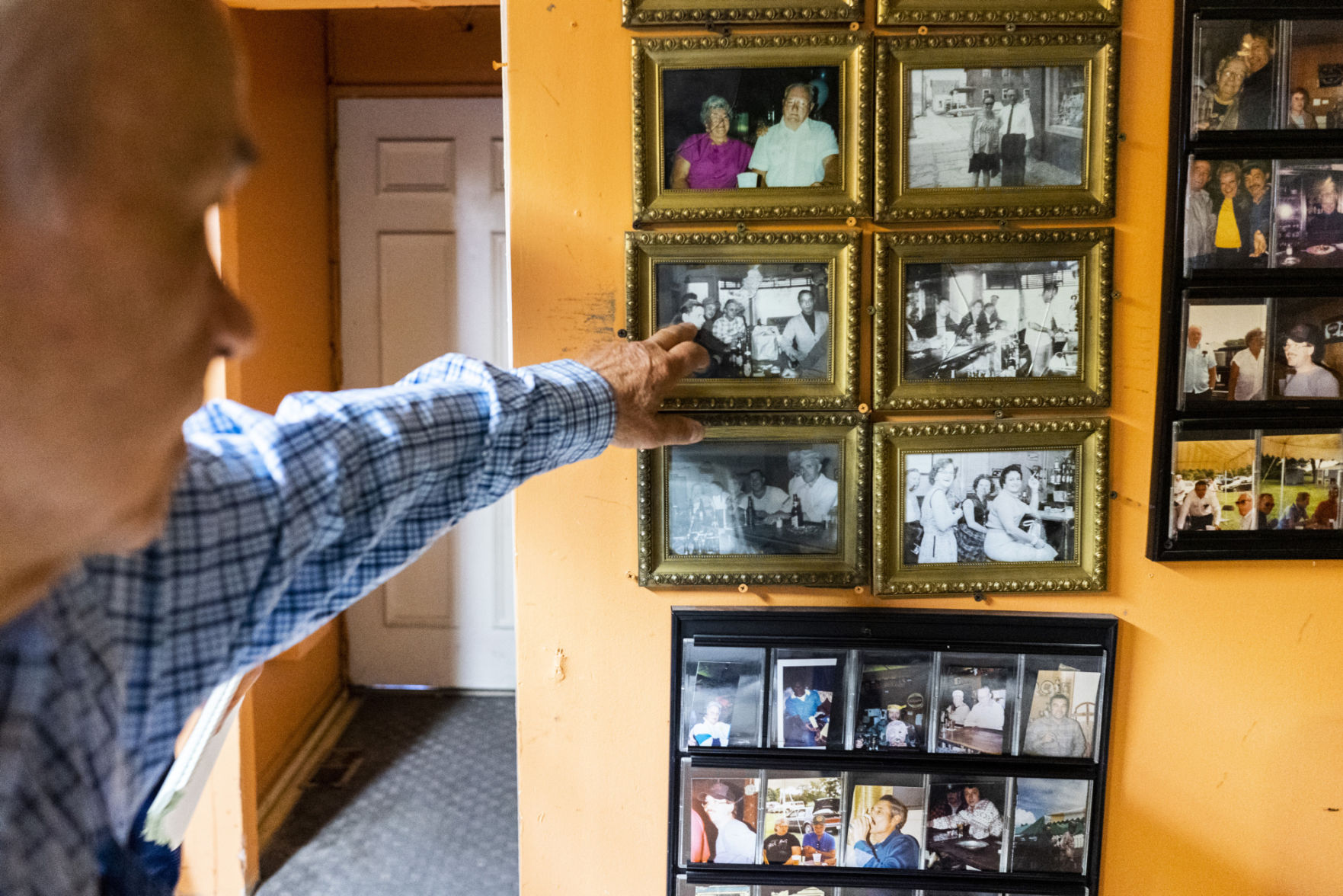 As neighborhood bars disappear, Colesante’s taps its sense of community for survival